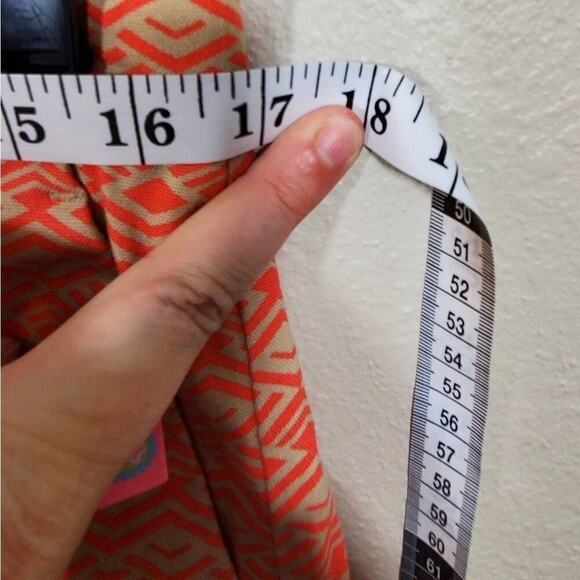 Banana Republic Aztec Geometric Print Womens Orange Shorts Casual Summer Size 8 - Picture 5 of 8